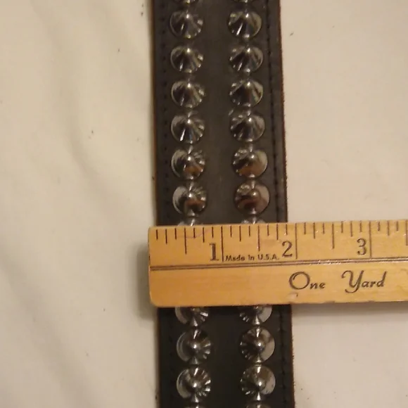 Studded Leather Collar - Picture 7 of 8